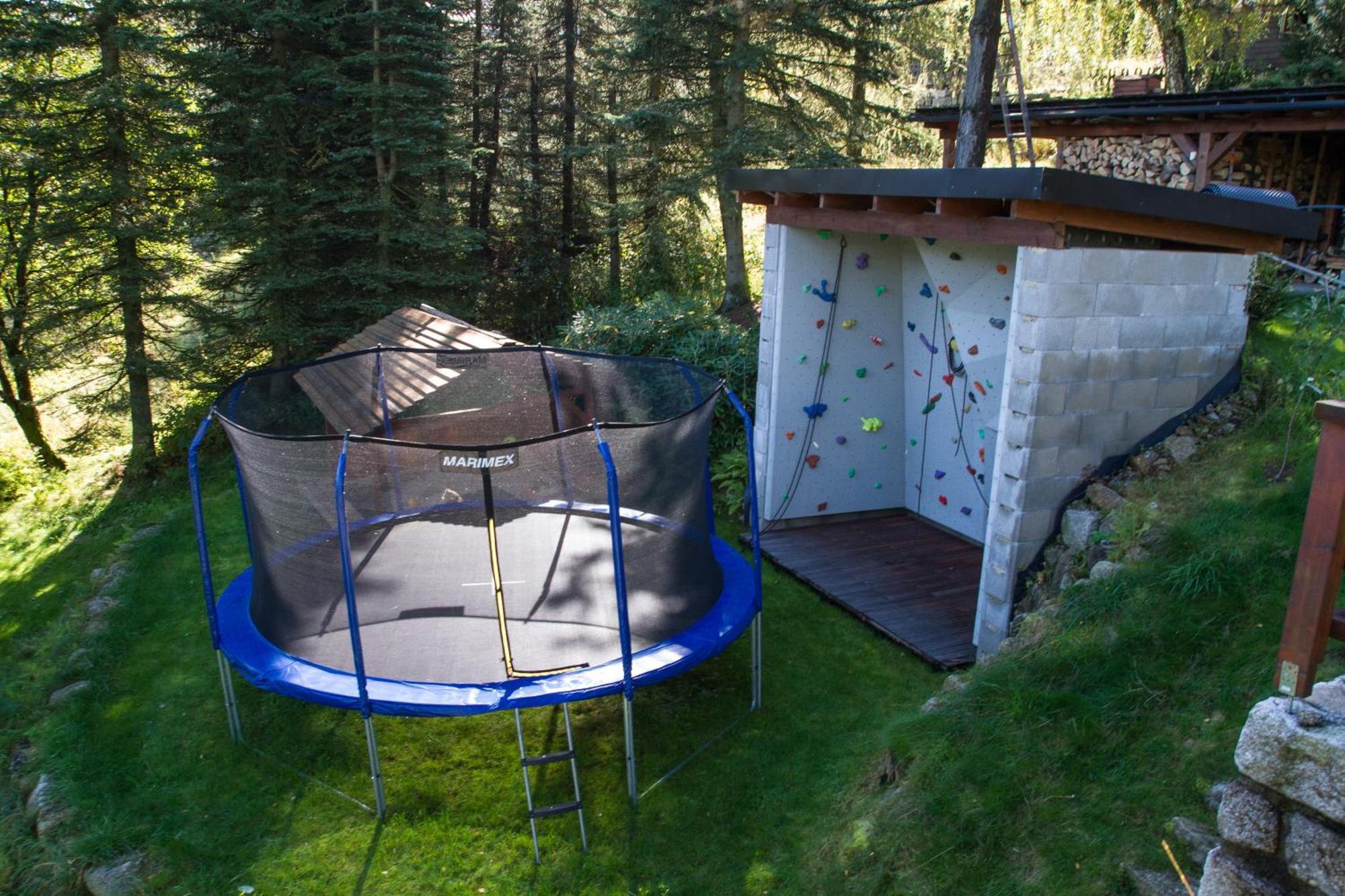 Bedrichovska Devitka Apartment *